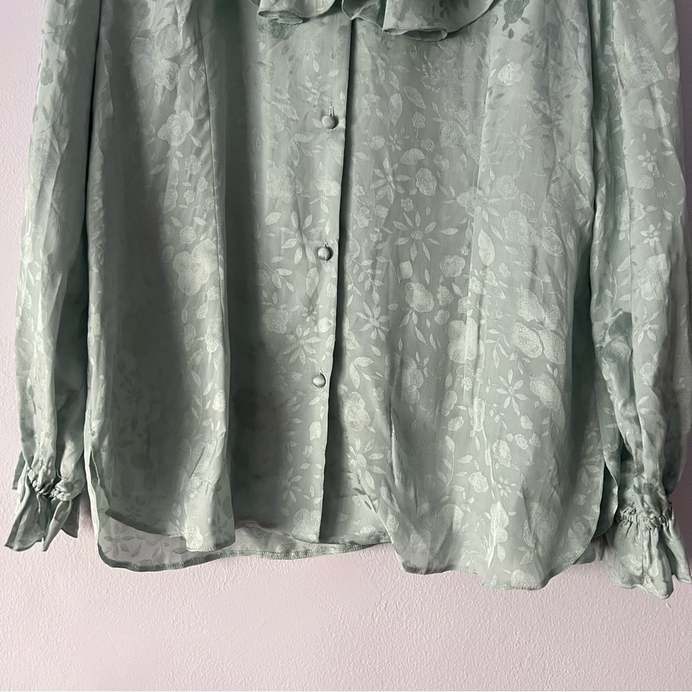 ALEXA CHUNG Ruffled Neck Floral Shirt In Blue - Picture 5 of 15